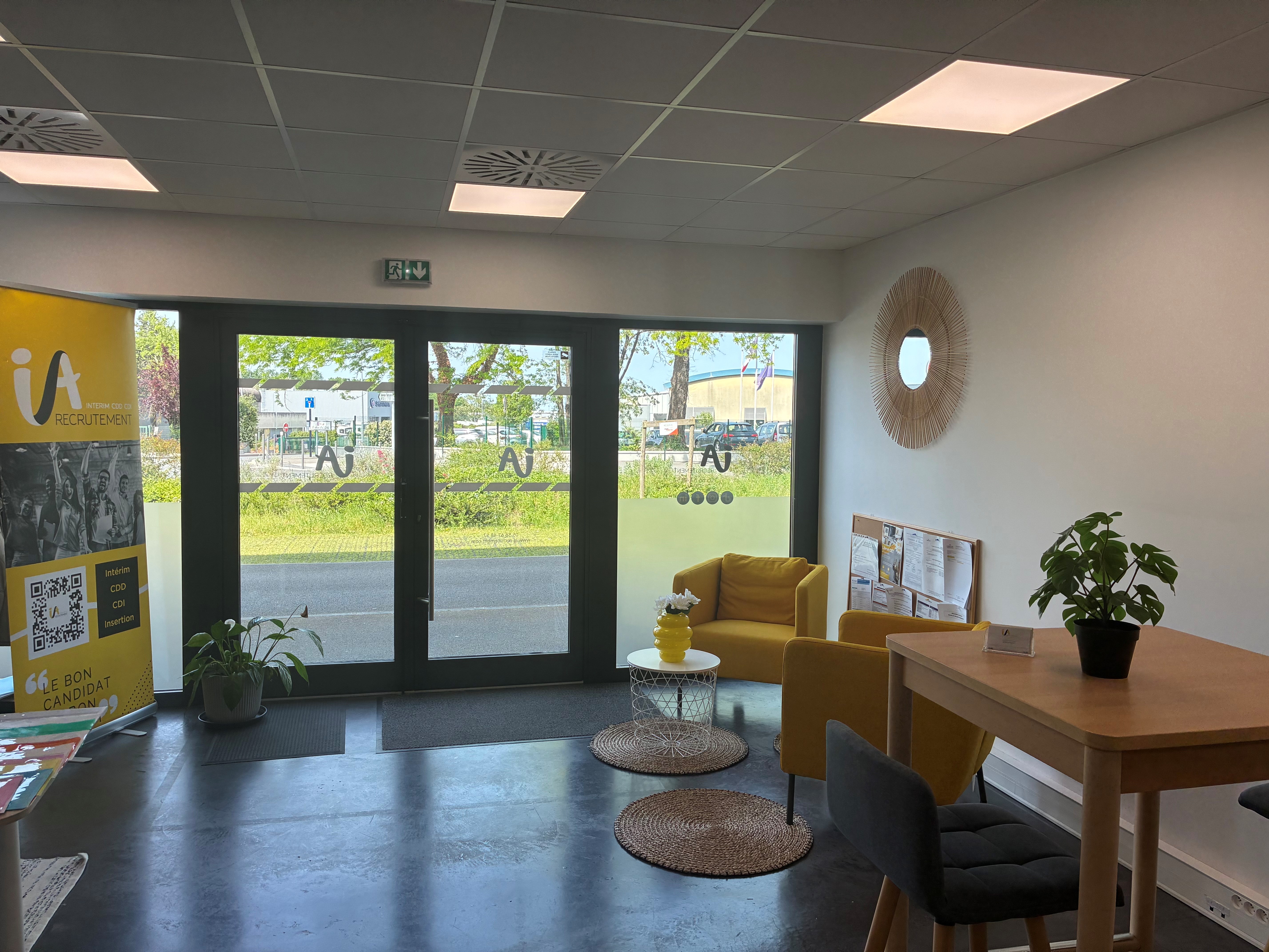 photo intérieur de l'agence Artigues-Près-Bordeaux